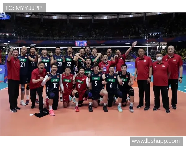 国家队挑战美国队全力以赴争夺胜利展现团队精神与竞技风采