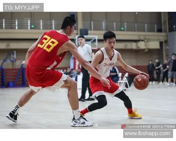 姚明15岁时与德国队的激烈对抗与成长历程回顾 姚明15岁时与德国队的激烈对抗与成长历程回顾