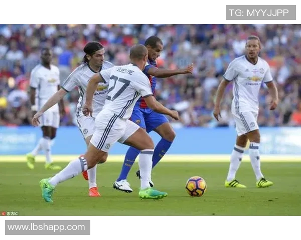 曼联与巴萨元老对决重温经典时刻再续辉煌传奇