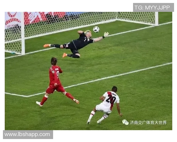 索肖与巴黎激战正酣精彩瞬间回顾与赛后分析 索肖与巴黎激战正酣精彩瞬间回顾与赛后分析