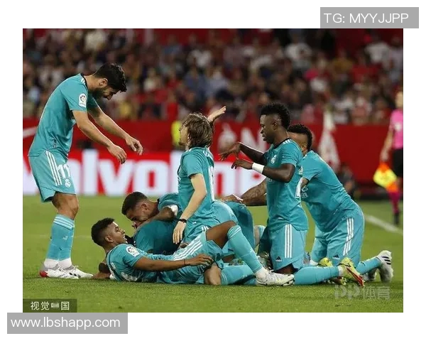 皇马逆转拜仁上演惊天大逆转本泽马加时赛绝杀成英雄 皇马逆转拜仁上演惊天大逆转本泽马加时赛绝杀成英雄