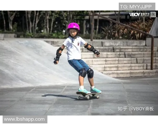 重庆滑板队的耐力革命与滑板文化的崛起探讨 重庆滑板队的耐力革命与滑板文化的崛起探讨