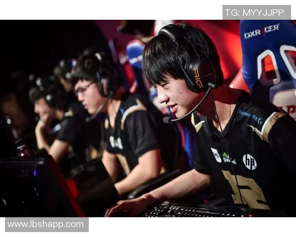 重磅专题:RNG战队如何通过盯防革新引领电竞战术新潮流 重磅专题:RNG战队如何通过盯防革新引领电竞战术新潮流