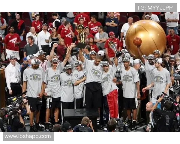 2013年NBA总决赛骑士对阵马刺的经典对决回顾与分析 2013年NBA总决赛骑士对阵马刺的经典对决回顾与分析