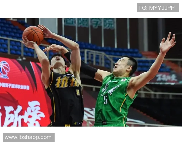 CBA赛程北京队迎战吉林队精彩对决即将上演球迷热情高涨